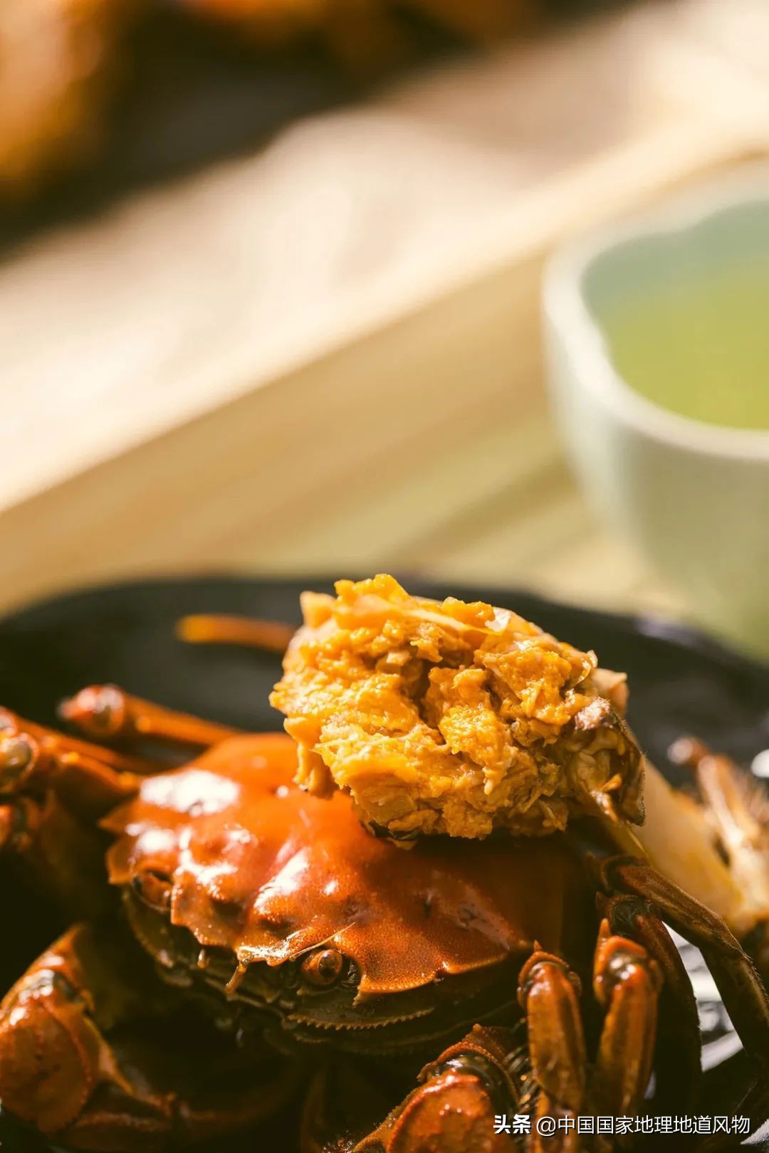 南方熟醉六月黄VS北方生腌皮皮虾,谁才是让人最爱的那口“鲜”?