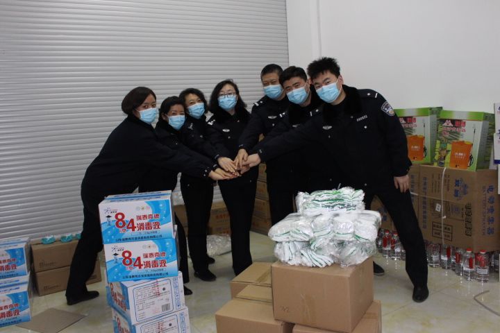 一天到晚不回家都忙什么,警察天天忙不回家吗