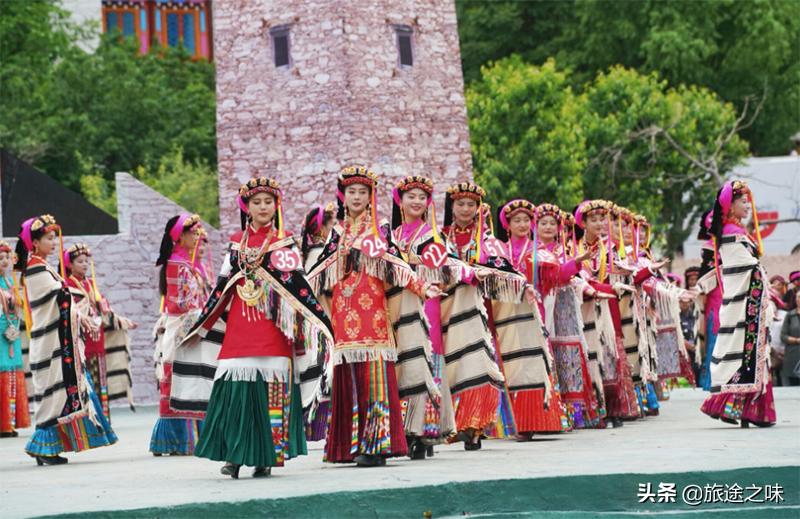 丹巴藏寨是中国最美六大古镇古村之首！但别忘这还是盛产美女之地