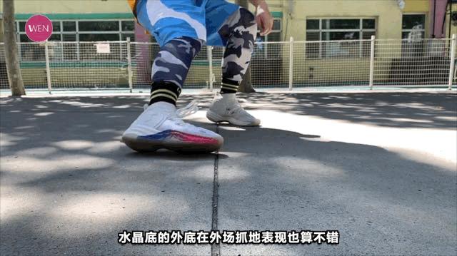 五百块钱值得买李宁篮球鞋吗,可以媲美霍华德3的球鞋