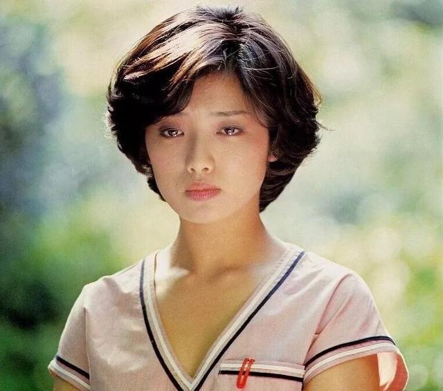 山口百惠和她的两个儿子,山口百惠21岁1980年隐退纪录
