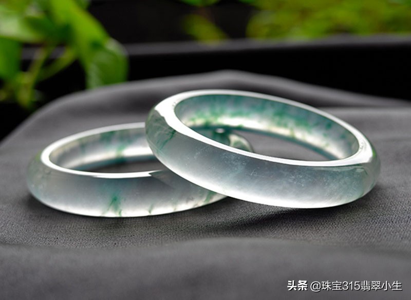 翡翠有的直播间价格很便宜,直播间买翡翠能买到真的