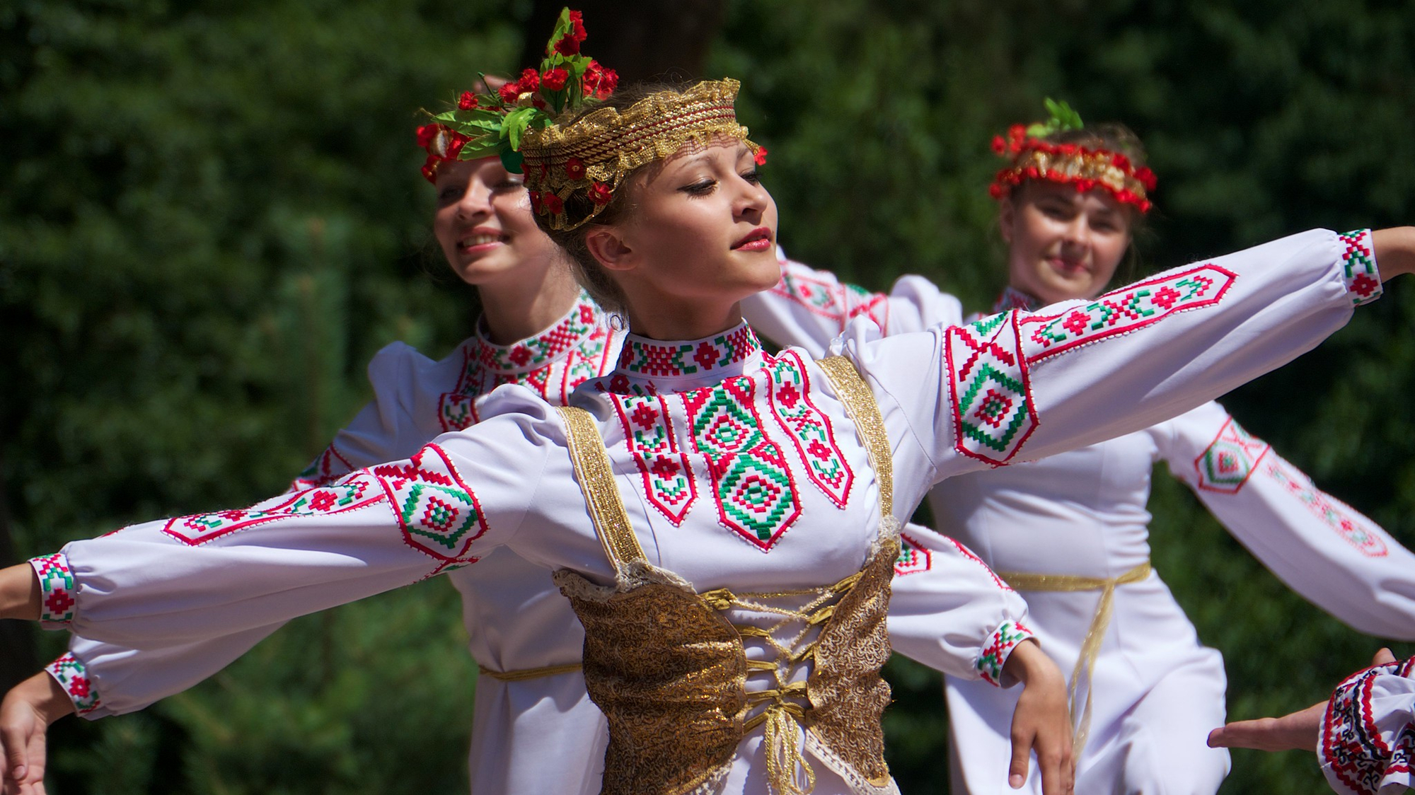 少数民族的奇异婚俗,少数民族奇特的婚嫁