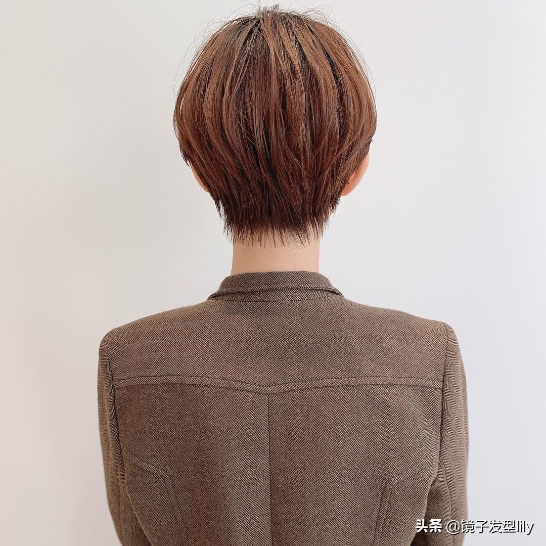 短发这么剪绝不后悔,剪这几款流行短发不用打理也好看