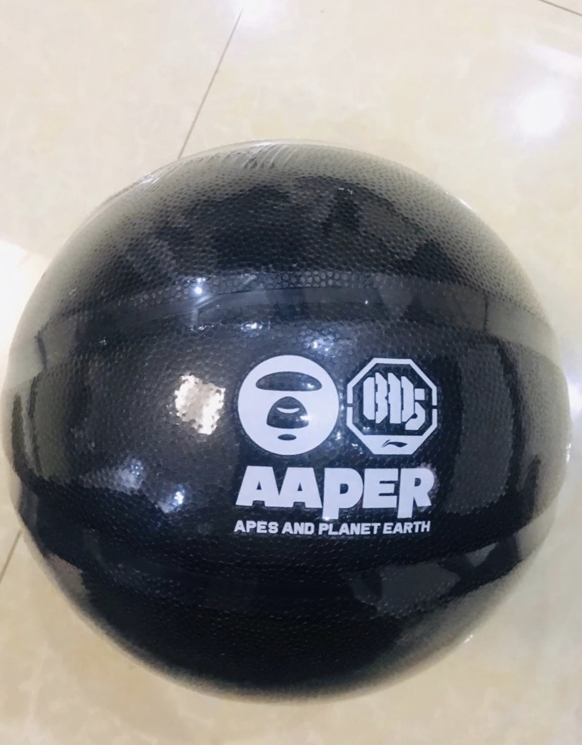 李宁惟吾pro联名aape,aape联名李宁驭帅照片