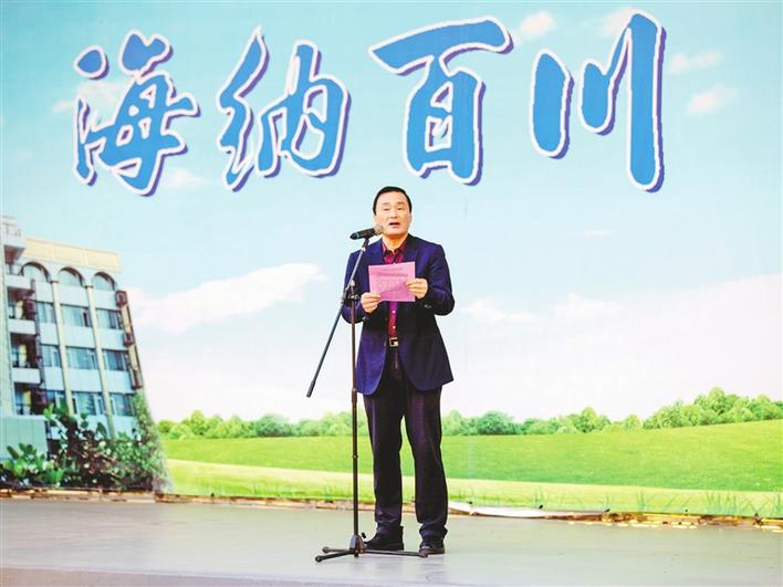 铆足牛劲，成为了不起的自己！开学典礼上深圳高中校长金句频出