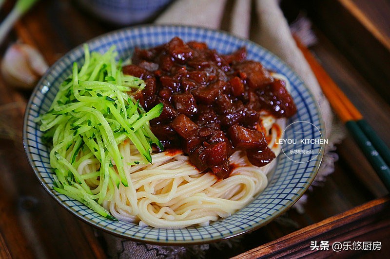 12种面条做法，简单方便，下班回家做一碗，吃完收拾都很省事