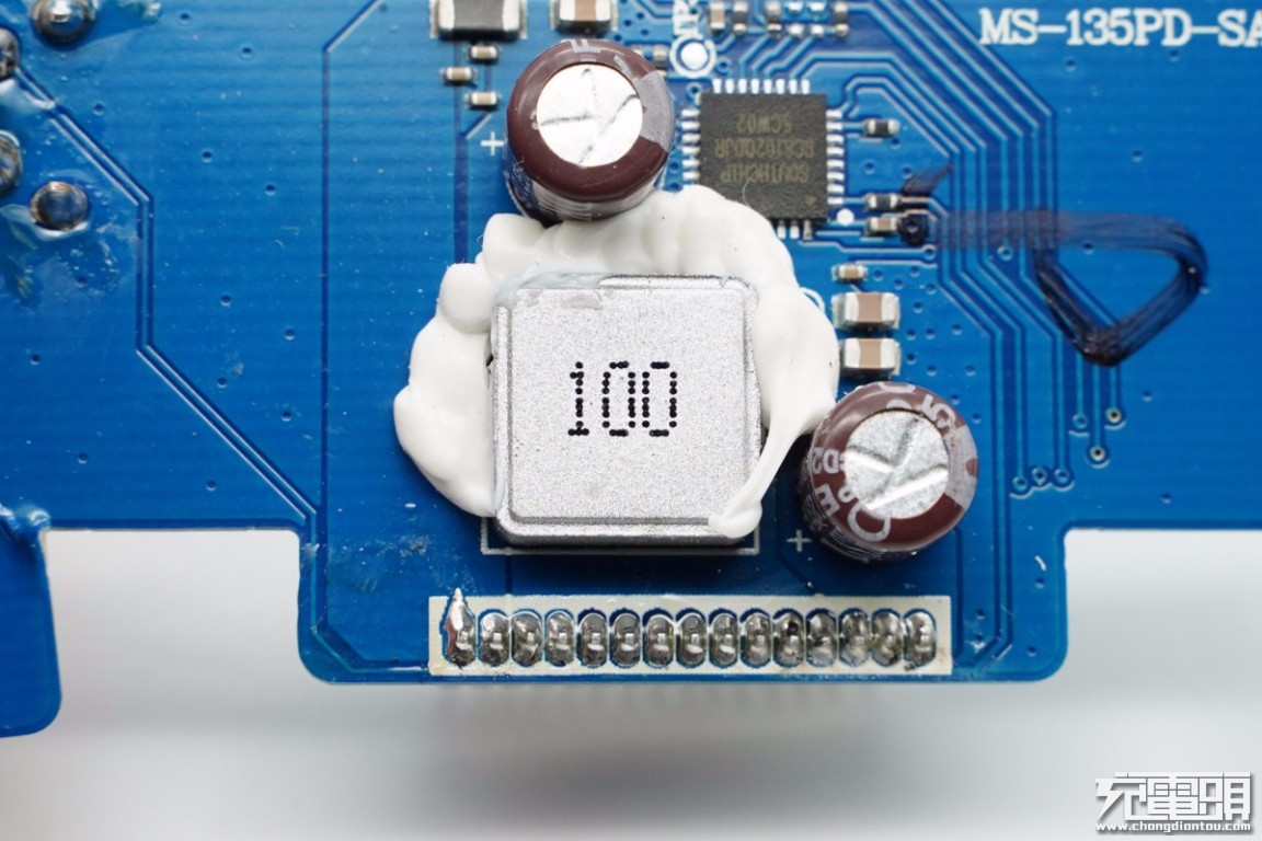 征拓20w快充拆解,征拓100w桌面充电器