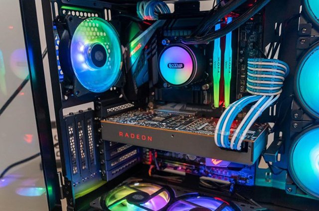 电脑玩游戏键盘频繁出现短暂卡顿,电脑玩游戏卡键盘怎么办