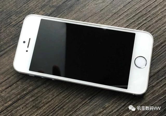 iphone5s还在生产吗,iphone5s现在还卡吗