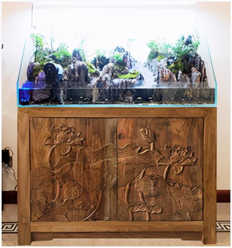 鱼缸底柜实木的好还是铝合金的好,鱼缸底柜开放式和封闭式哪个好