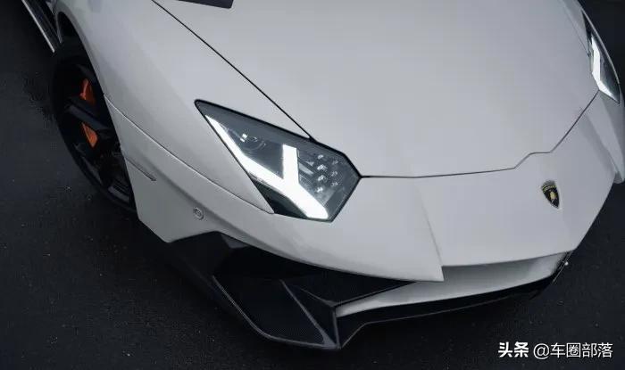 大牛aventadors和lp700有什么区别,紫色大牛aventadorsroadster