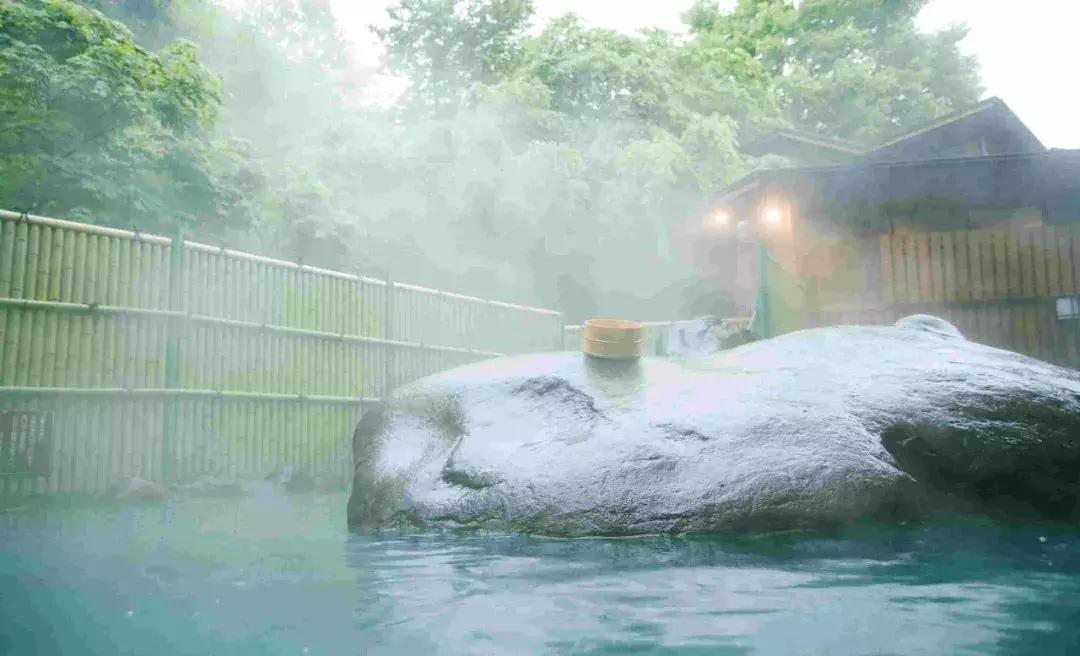 鞍山独门独院温泉民宿可住30多人 (北京昌平一宿三餐100元温泉民宿)