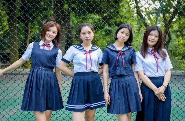 高考分数只达到三本有必要读吗,高考只考二本有前途吗