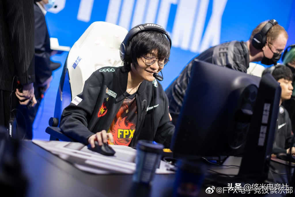 fpx纪录片小天哭了,fpx淘汰后续表情