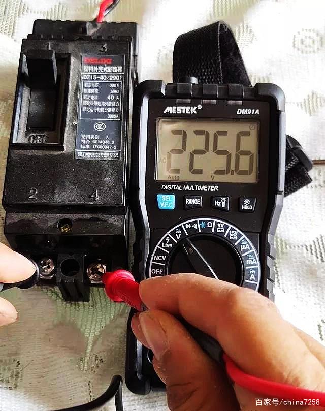 电脑开机反复自动重启是什么原因,win7电脑一旦连接网络便反复重启