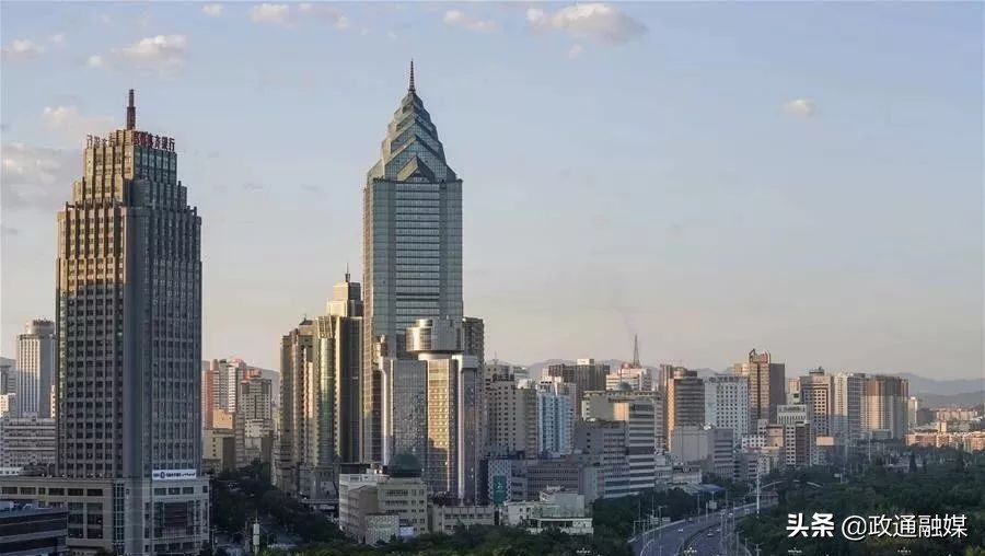 *疆新**首府乌鲁木齐再登央视！连续登上热搜榜！世界目光齐聚在这里