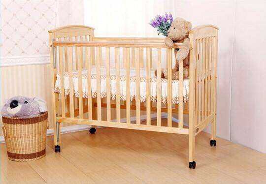 婴儿床环保材质,如何挑选婴儿床材质