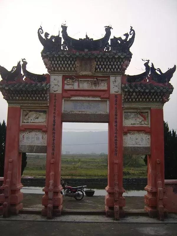 真羡慕那些住酒店的人,真羡慕那些住高档小区的人