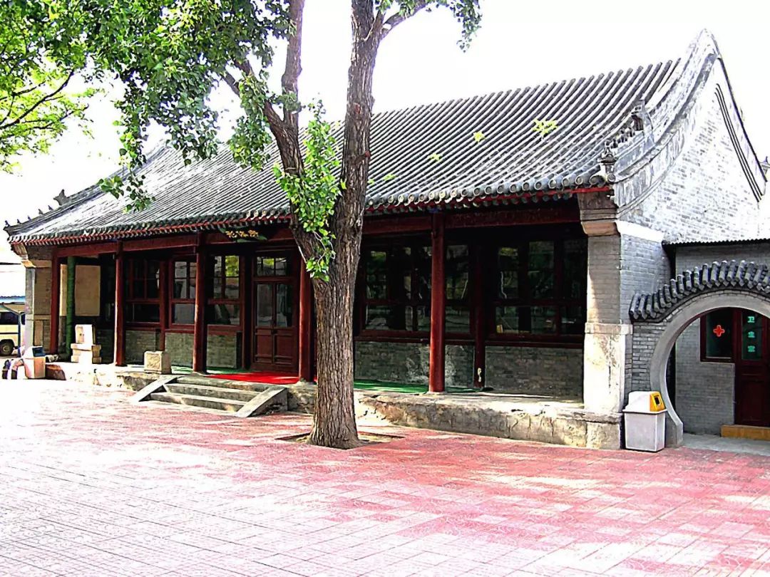 传承创新——北京市第十中学70年的成长蜕变