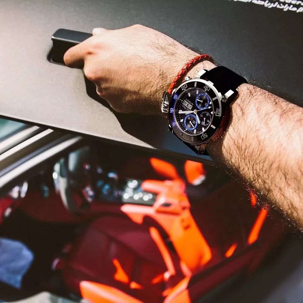 3万预算买运动表,除了欧米茄万国,百年灵必须拥有位置