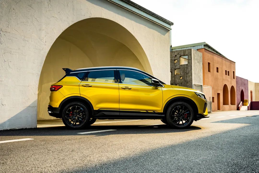 「价到」小野猫、新缤越、BJ40环塔冠军版，改装潮文化起飞