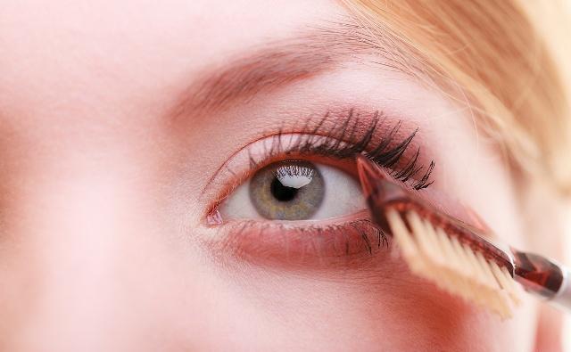 睫毛怎么刷更长不需要睫毛夹,如何快速有效简单让睫毛又多又长