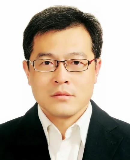 重磅！17位军地专家联合门诊，每周三为您解决脊柱脊髓问题