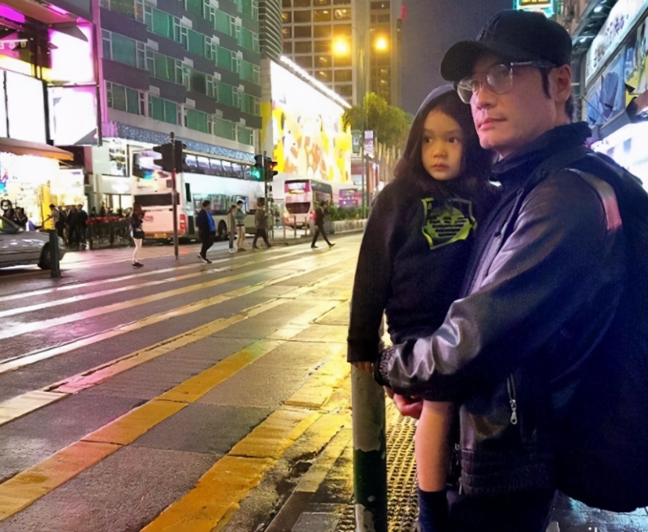 57岁罗嘉良被传患癌后首现身,罗嘉良被采访