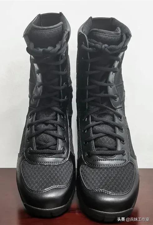武警新型作战靴,新型作战靴