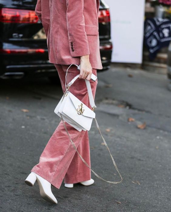 周雨彤宋妍霏谁的穿搭好,周雨彤冬季穿搭