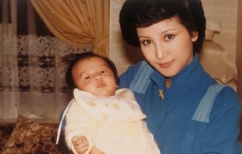 四哥谢贤红过吗,四哥谢贤男人靓不靓