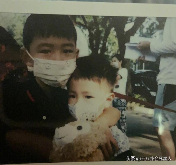 众星开学季晒娃：13岁天天腕线过裆，张嘉倪兴奋，田亮操心儿子