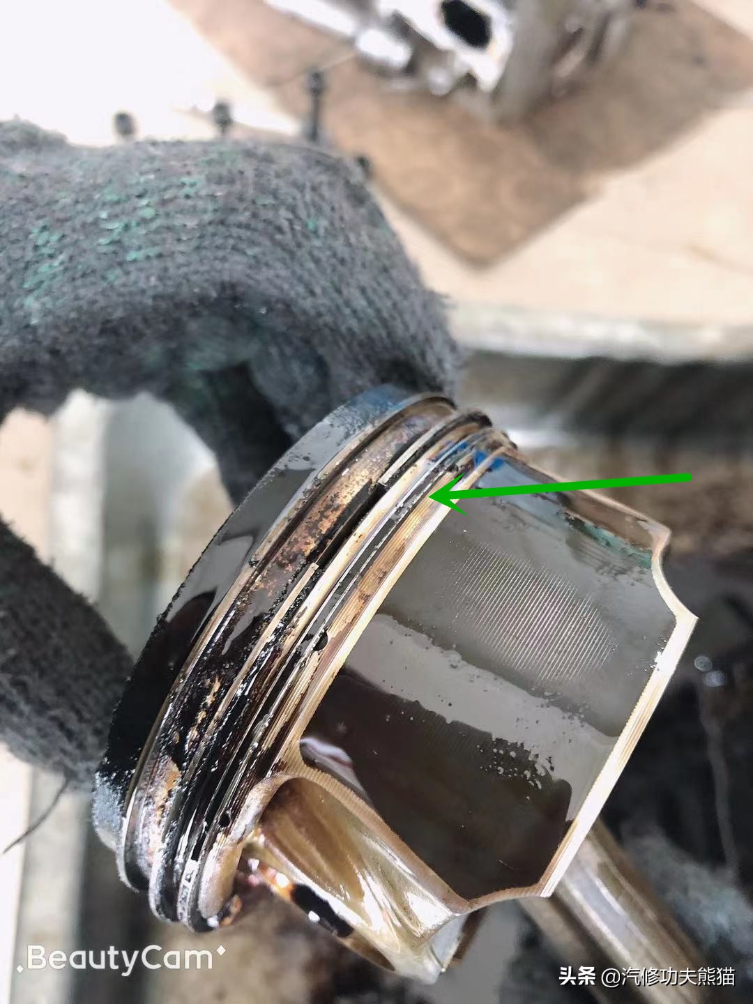 2013款奥迪a4l烧机油怎么解决,奥迪a4l突然全车无电是什么原因