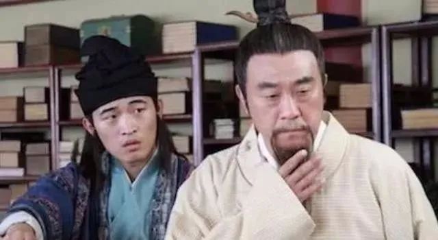 乾隆为什么杀算命先生,算命先生说皇上要坐牢全集