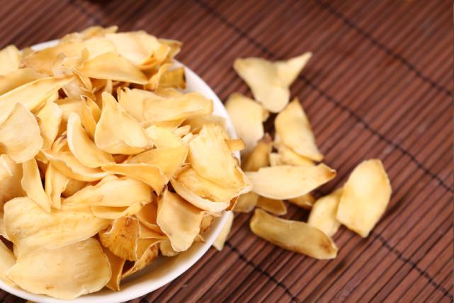 很多女性朋友的更年期都提前了,正在经历更年期