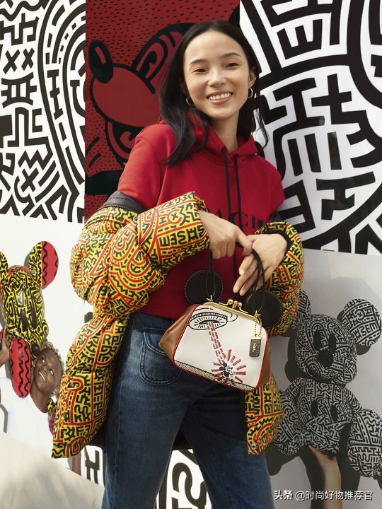 Coach新包|三方联名系列,米老鼠和涂鸦艺术