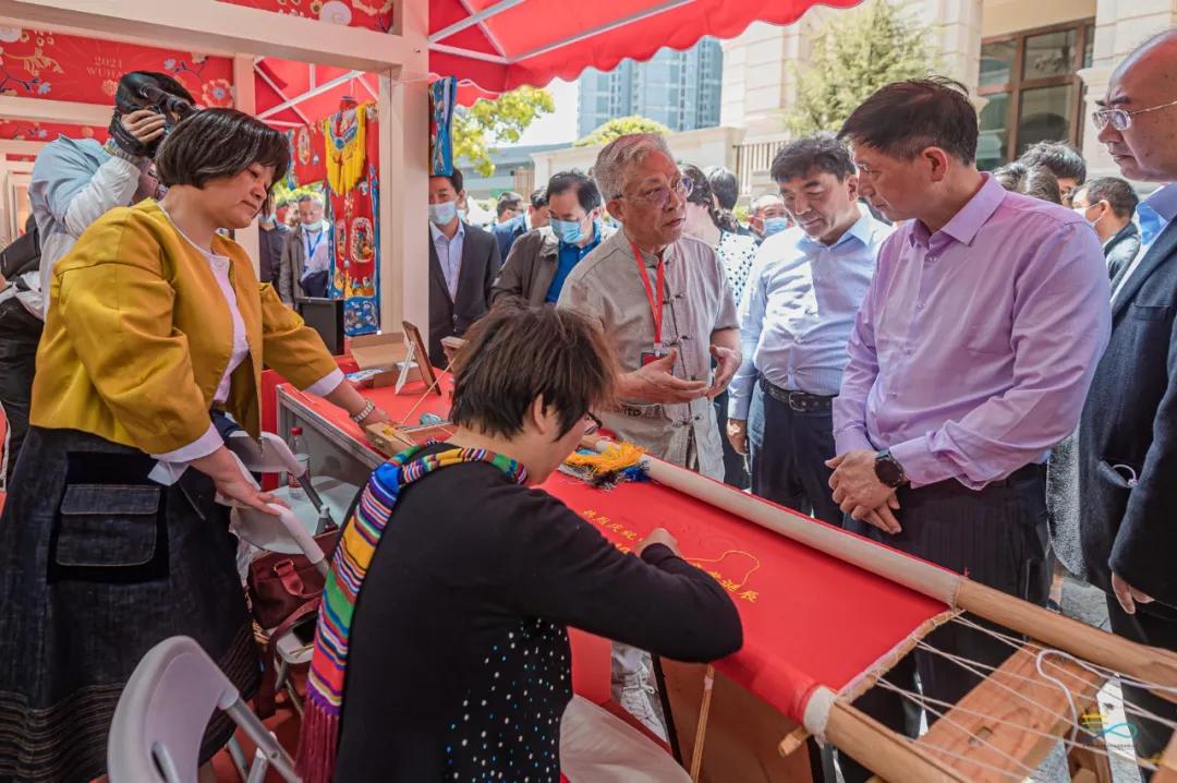 *风汉**国潮、精美汉绣已就位,江汉路五一等你来打卡