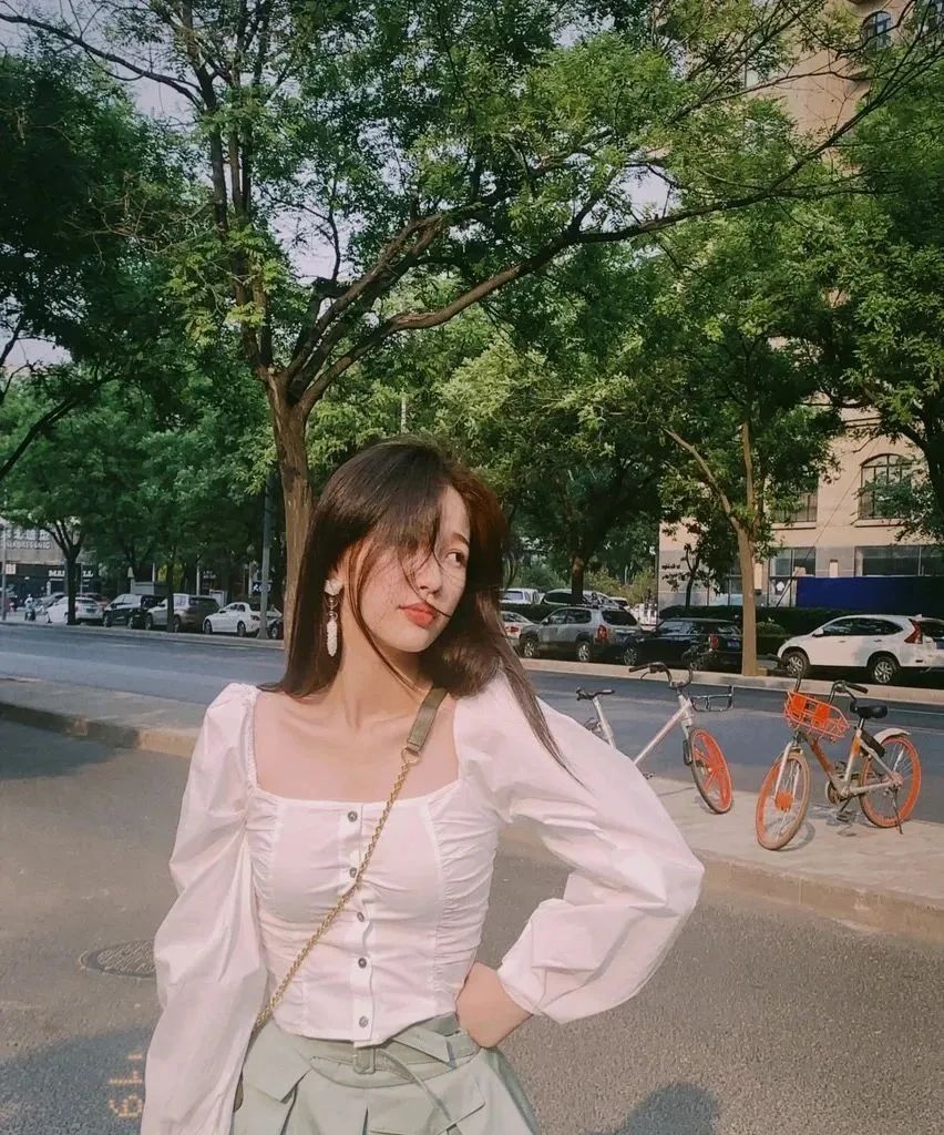 甜美系穿搭博主女推荐,适合学生党甜辣穿搭博主