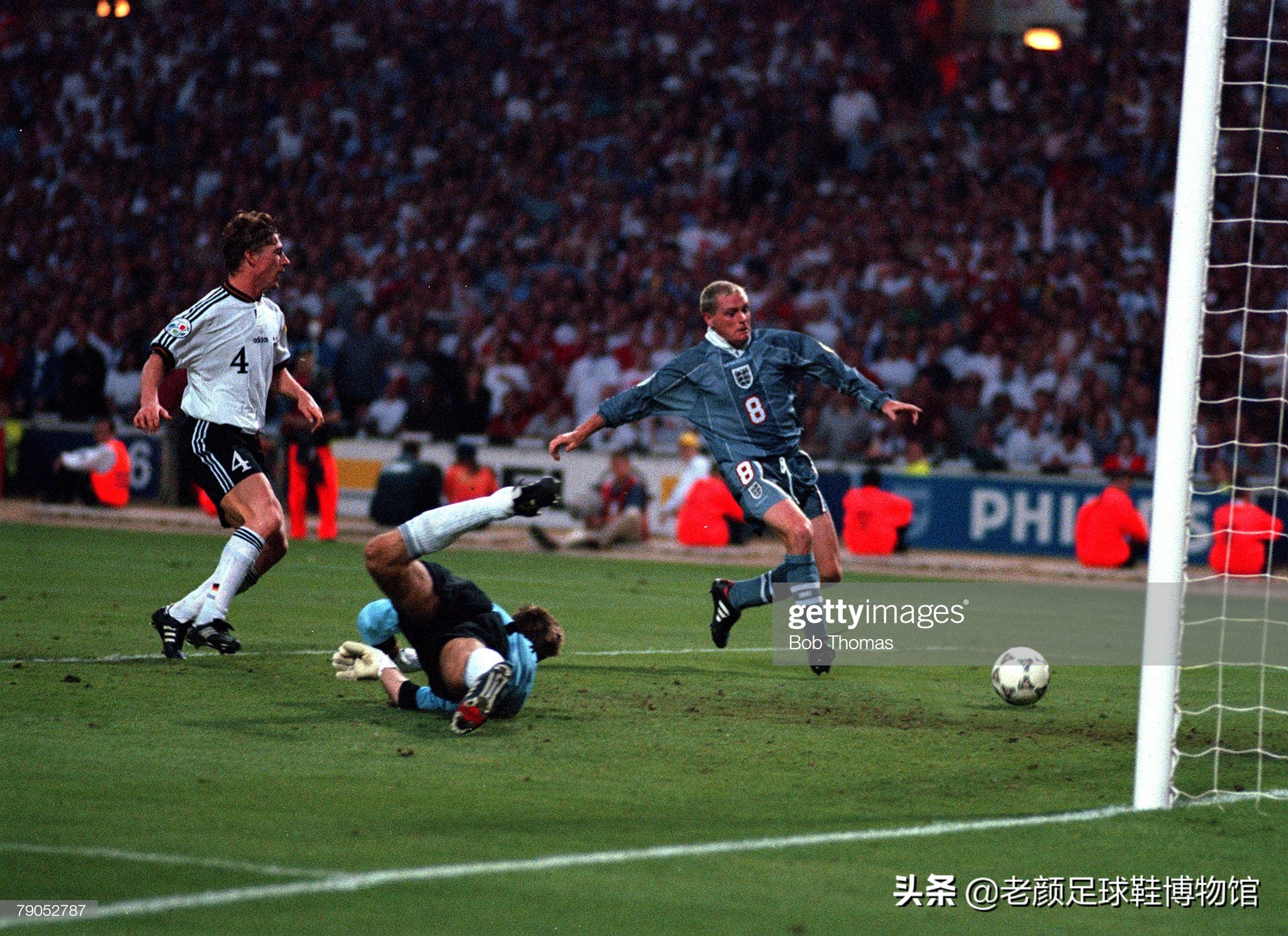 破产酒鬼的球鞋拍卖值6万，加图索的恩人名字成为香港路名