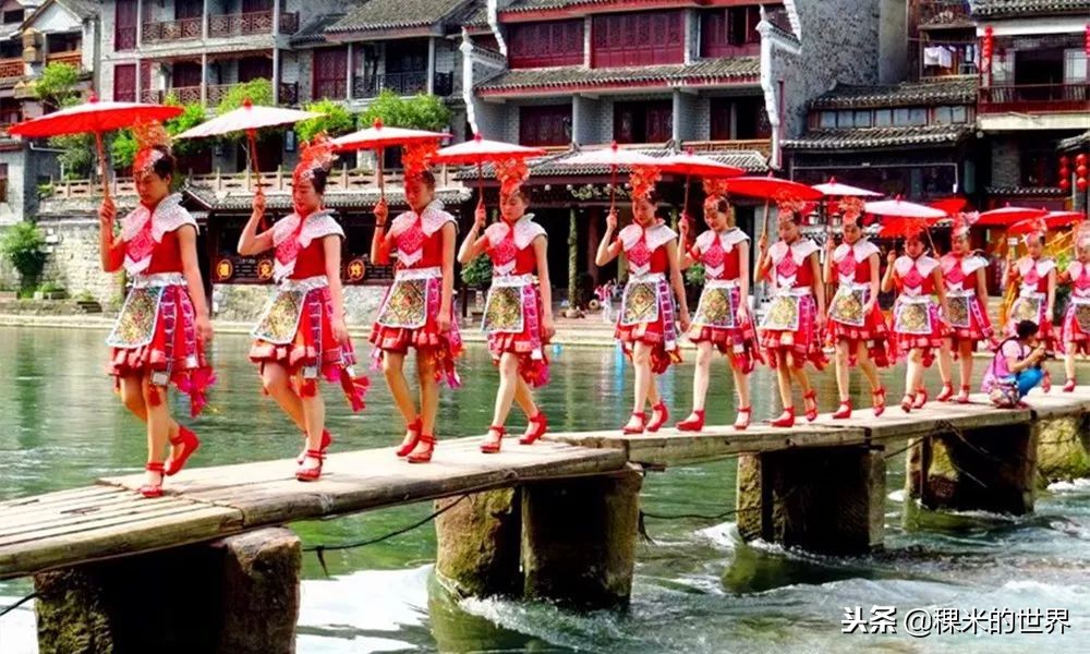 听见马蹄声凤凰传奇,凤凰古城最经典的故事