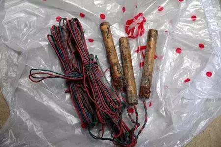 以案为鉴在朋友圈卖什么东西违法,朋友圈卖什么会判刑