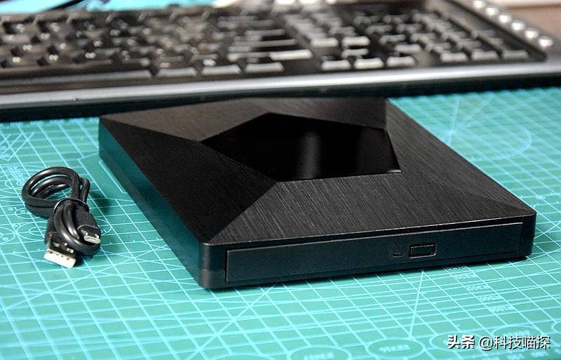 外置光驱读写,哪个外置光驱读盘性能最好