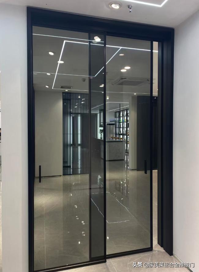 钛镁合金门厂家直销同城,湘奥门业专业生产批发钛镁合金门