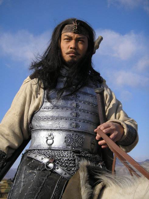 使曹操割须弃袍的将军是,曹操割须弃袍的大概故事