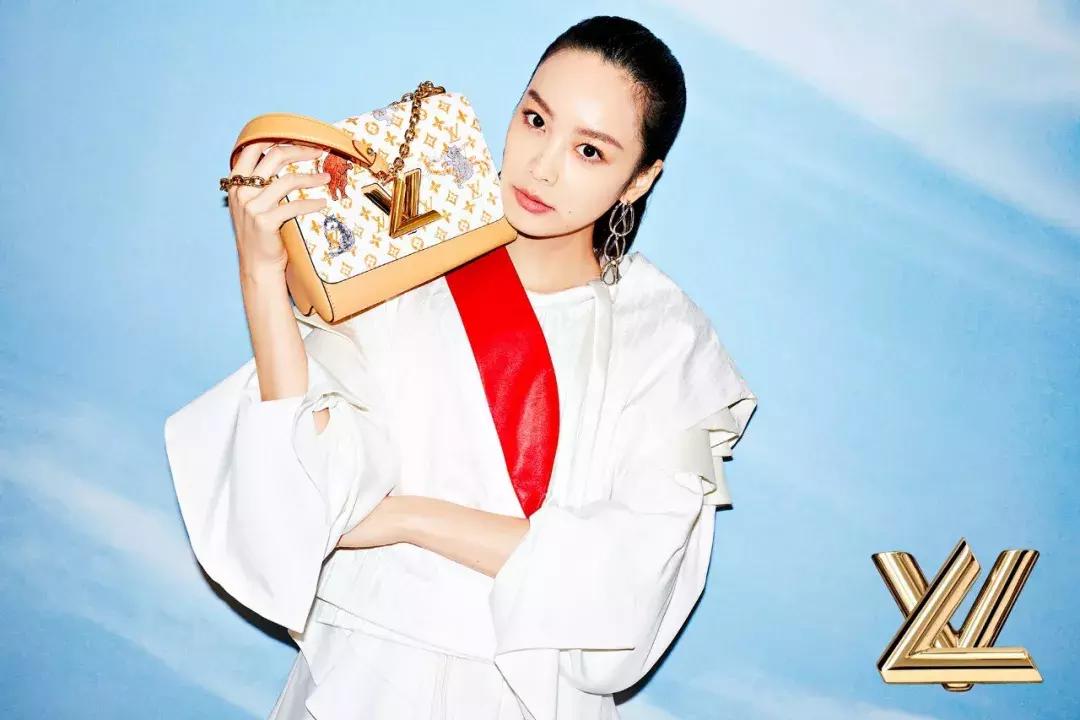 明星们买这个包时，都是“批发”的吗？