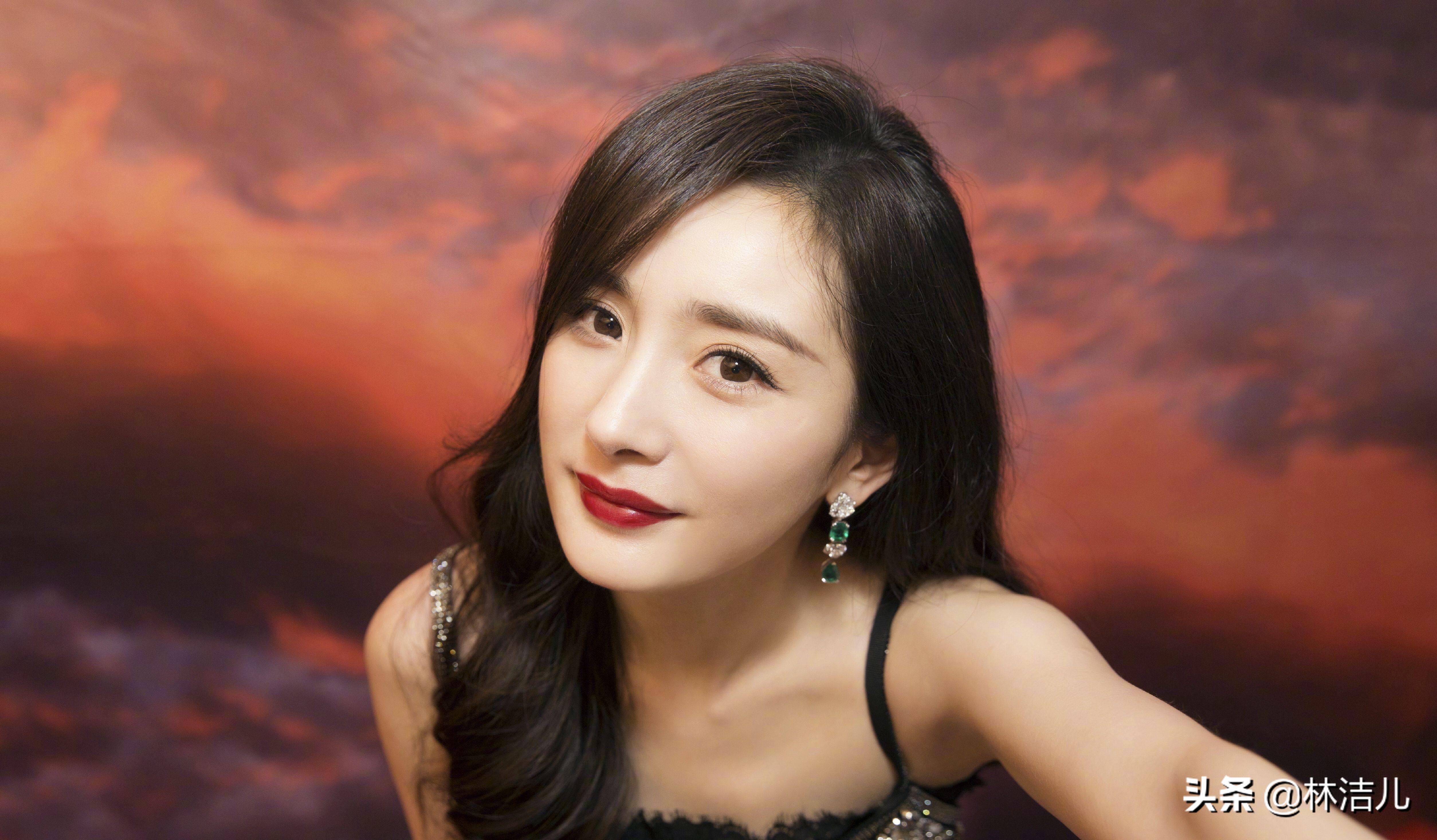 周冬雨金高银同款眼妆,周冬雨型眼睛怎么画眼影显眼大