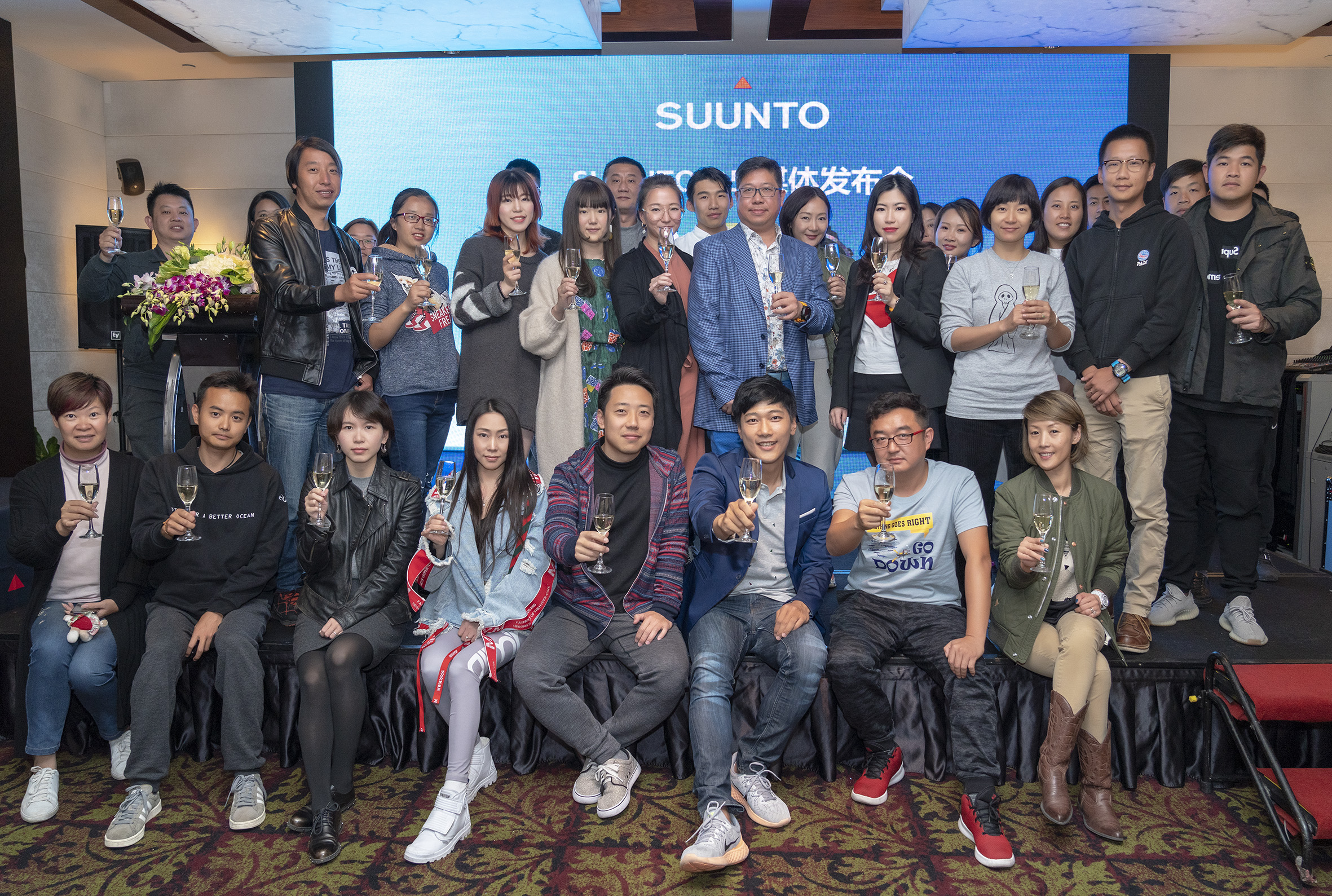 suunto娼滄按鐢佃剳浠锋牸 (suunto d5鍔熻兘)