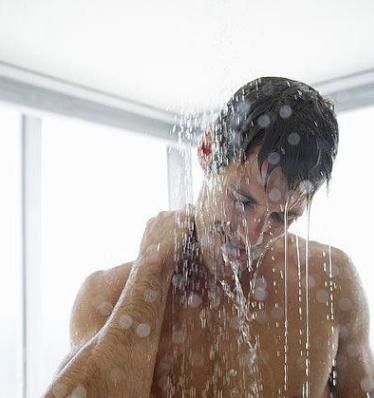 洗澡冷怎么办教你一招,冬天洗头洗澡怕冷怎么克服