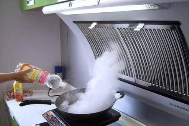 抽油烟机贵和便宜的差别在哪,抽油烟机贵和便宜的区别